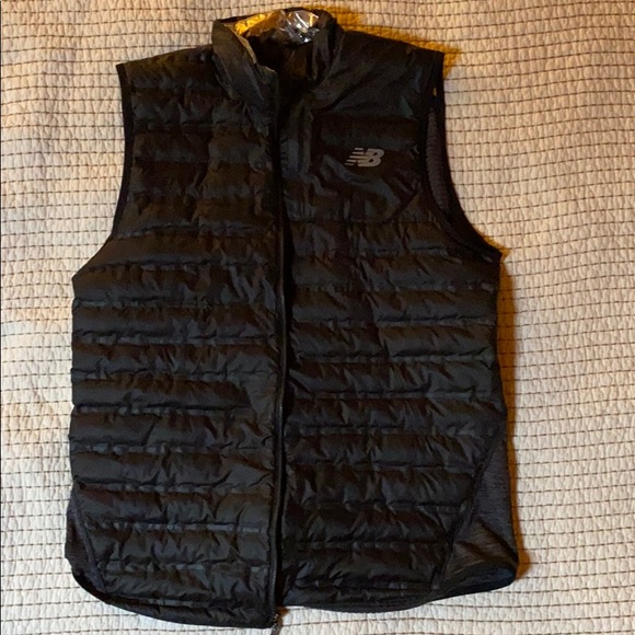 new balance running vest mens